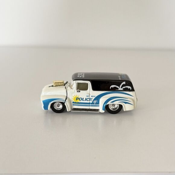 2000 Hot Wheels Cop Rods - Key West FL PD '56 Ford 1:64 Diecast Police Truck - Picture 3 of 7